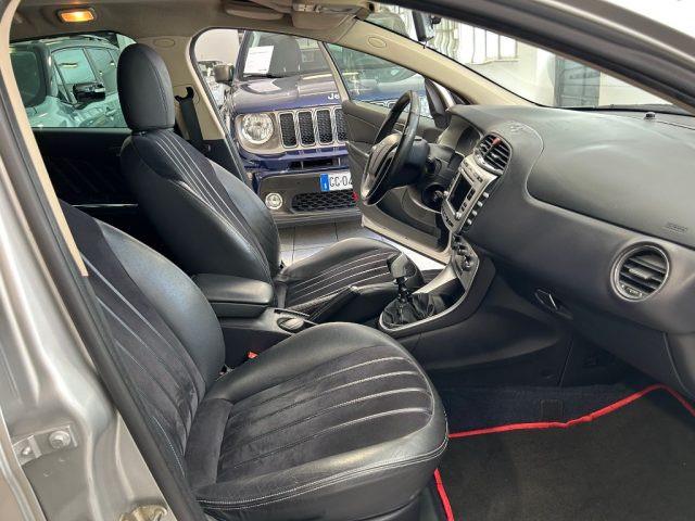 LANCIA Delta 1.6 MJT DPF Oro + NAVIGATORE
