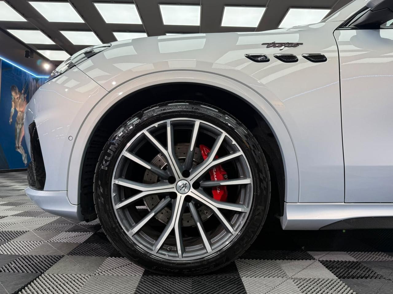 Maserati Grecale V6 530 CV AWD Trofeo (606)