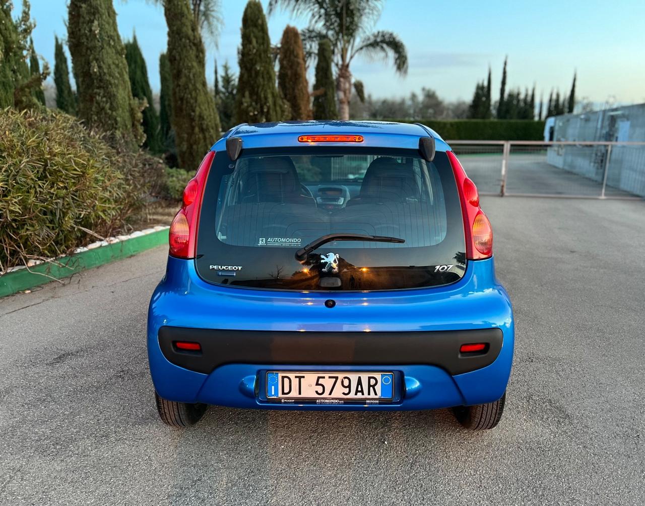 Peugeot 107 1.0 68CV 5p. (50kw) NEOPA Desir