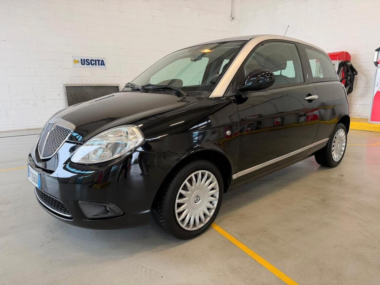 Lancia Ypsilon Elle 2010