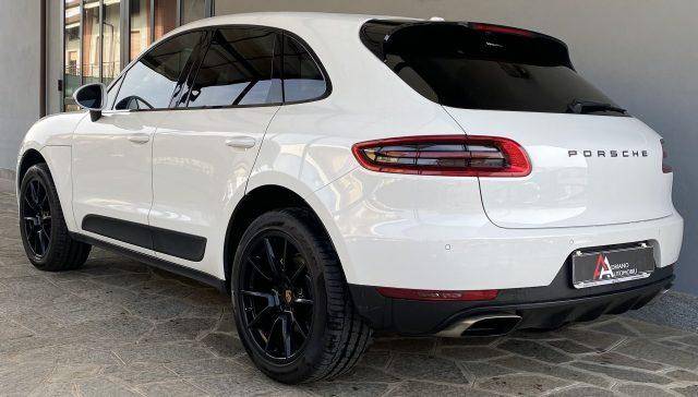 PORSCHE Macan 2.0