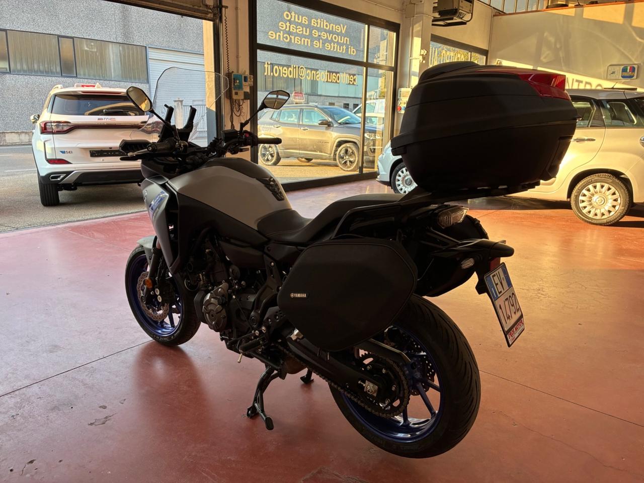 Yamaha Tracer 700 Icon grey