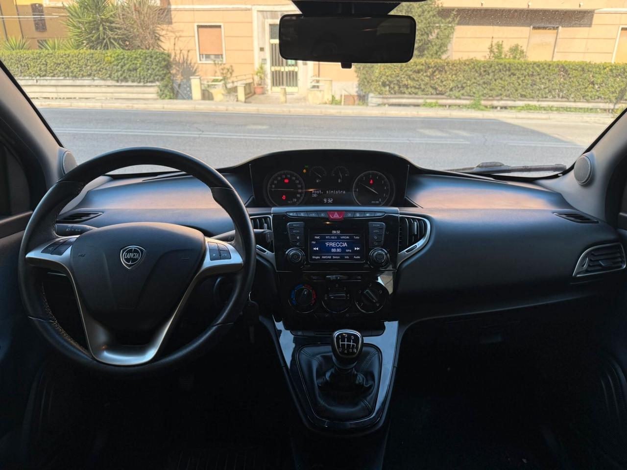 Lancia Ypsilon 1.0 FireFly 5 porte S&S Hybrid Ecochic Gold