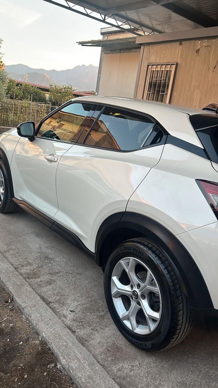 Nissan Juke 1.0 DIG-T 114 CV N-Connecta