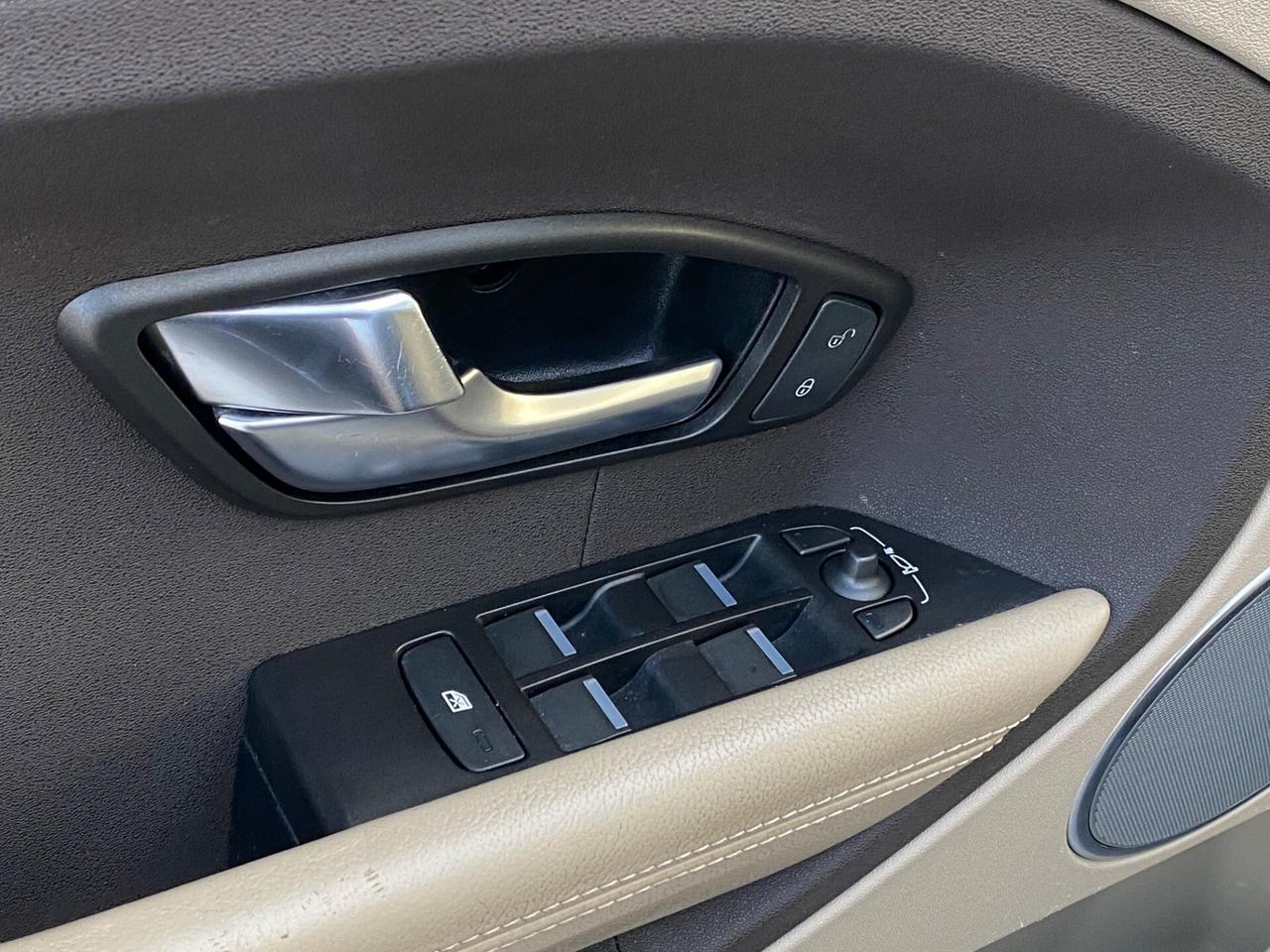 Land Rover Range Evoque 2.2 TD4 5p. Prestige