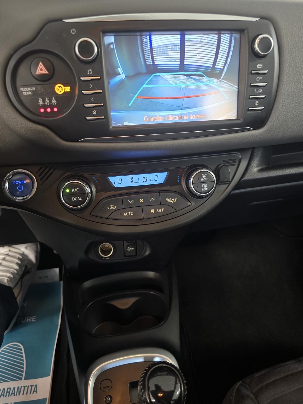 Toyota Yaris Style 1.5 Hybrid 101cv 2028 km 109000