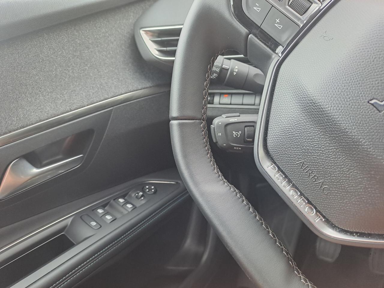 Peugeot 3008 BlueHDi 130 S&S Allure