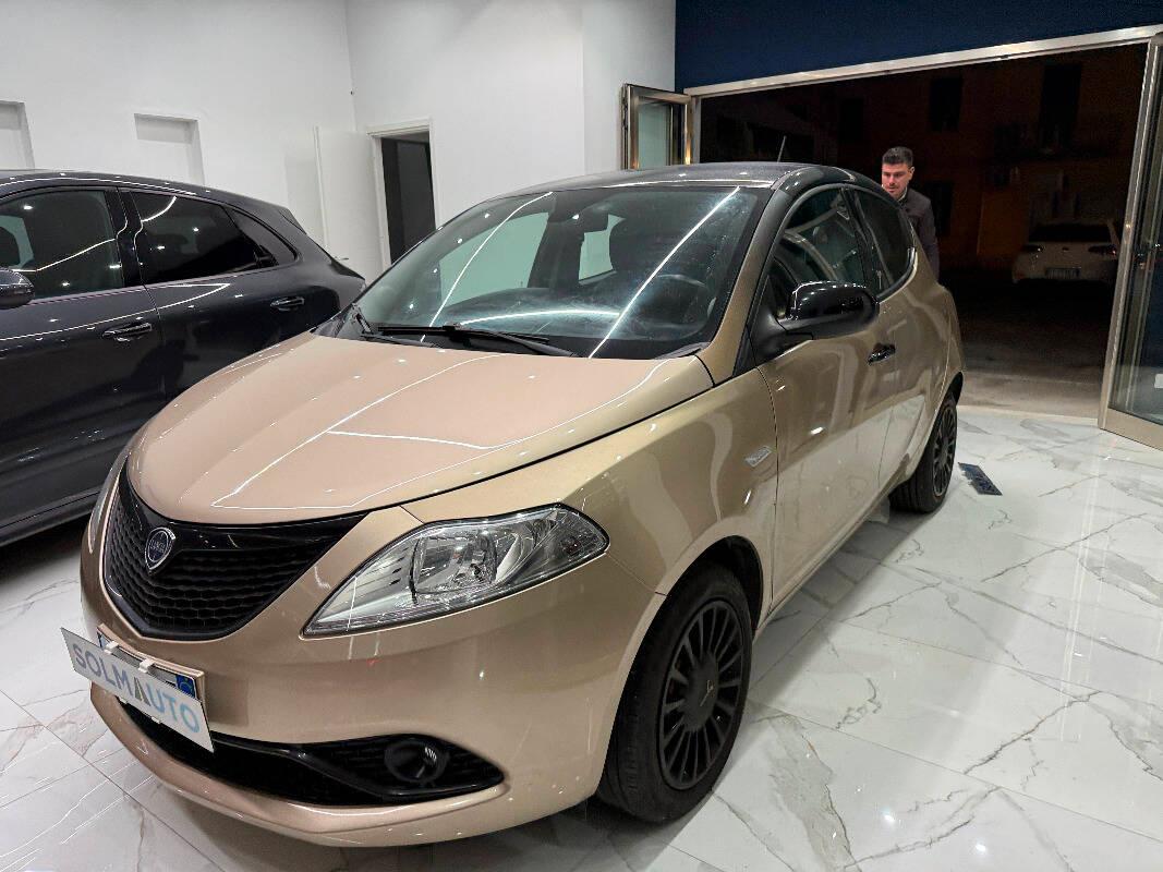 Lancia Ypsilon Lancia Ypsilon 1.2 Monogram s&s 69cv FiNANZIABILE