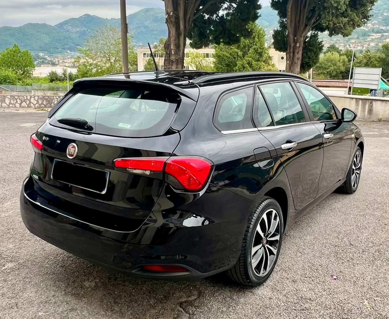 Fiat Tipo 1.6 Mjt S&S DCT SW Lounge