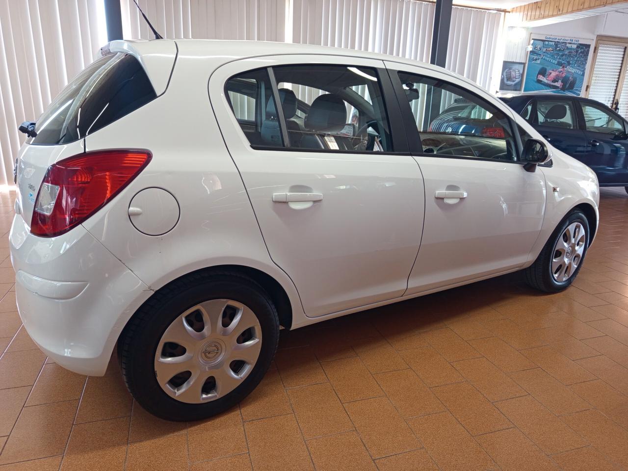 Opel Corsa 1.2 85CV 5 porte GPL-TECH Elective