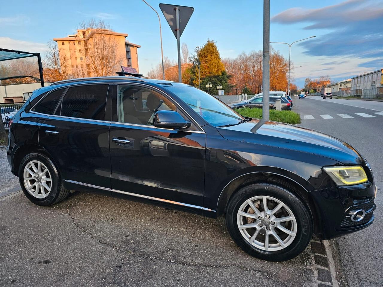 Audi Q5 2.0 TDI 177cv Quattro S-Tronic Business*Navi*Bi-Xeno*Pdc*