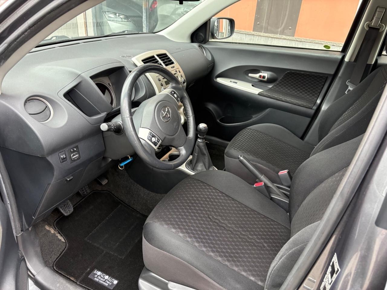 Toyota Urban Cruiser 1.4 D-4D 4X4