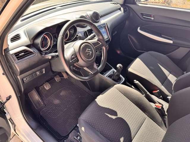 Suzuki Swift 1.2 4wd AllGrip* Navi* AppCar*AndroidAuto*