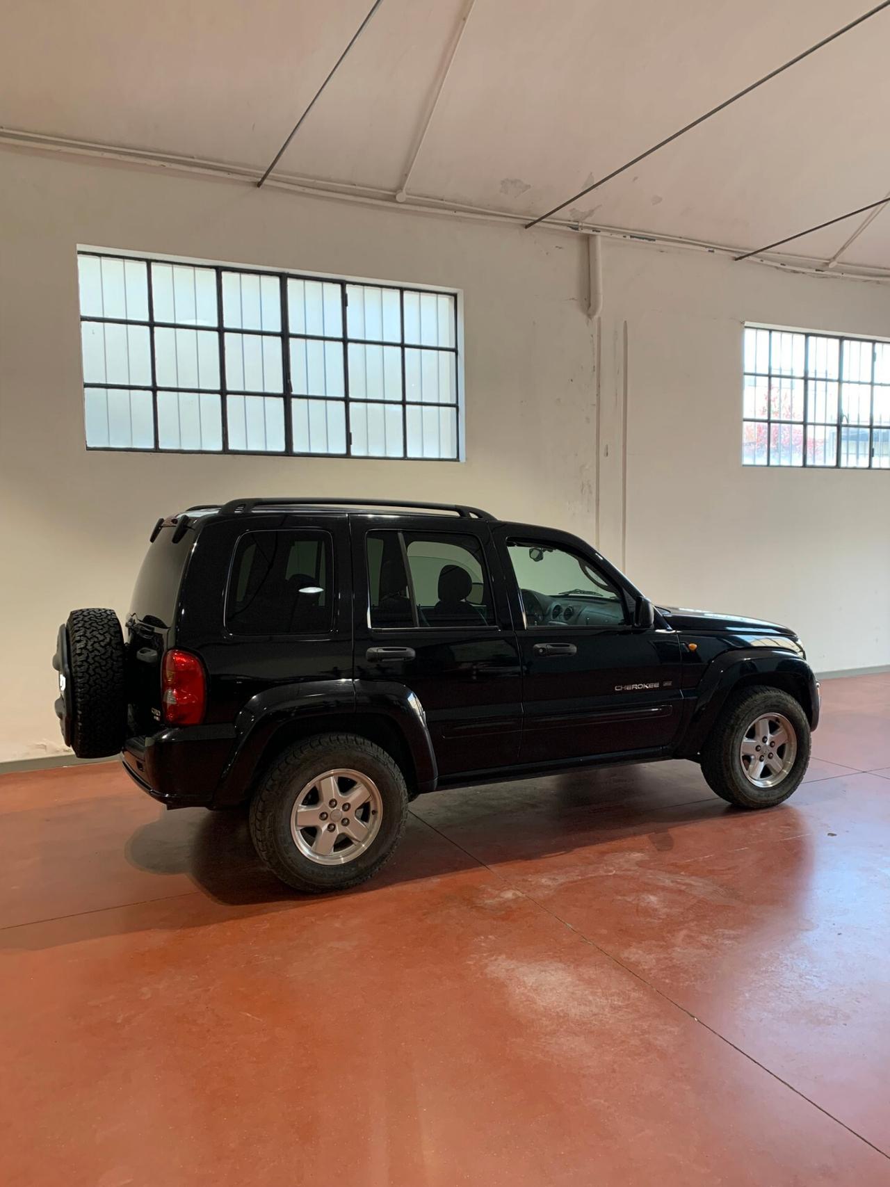 Jeep Cherokee 2.5 CRD Limited-leggi bene-appena manutenzionato-