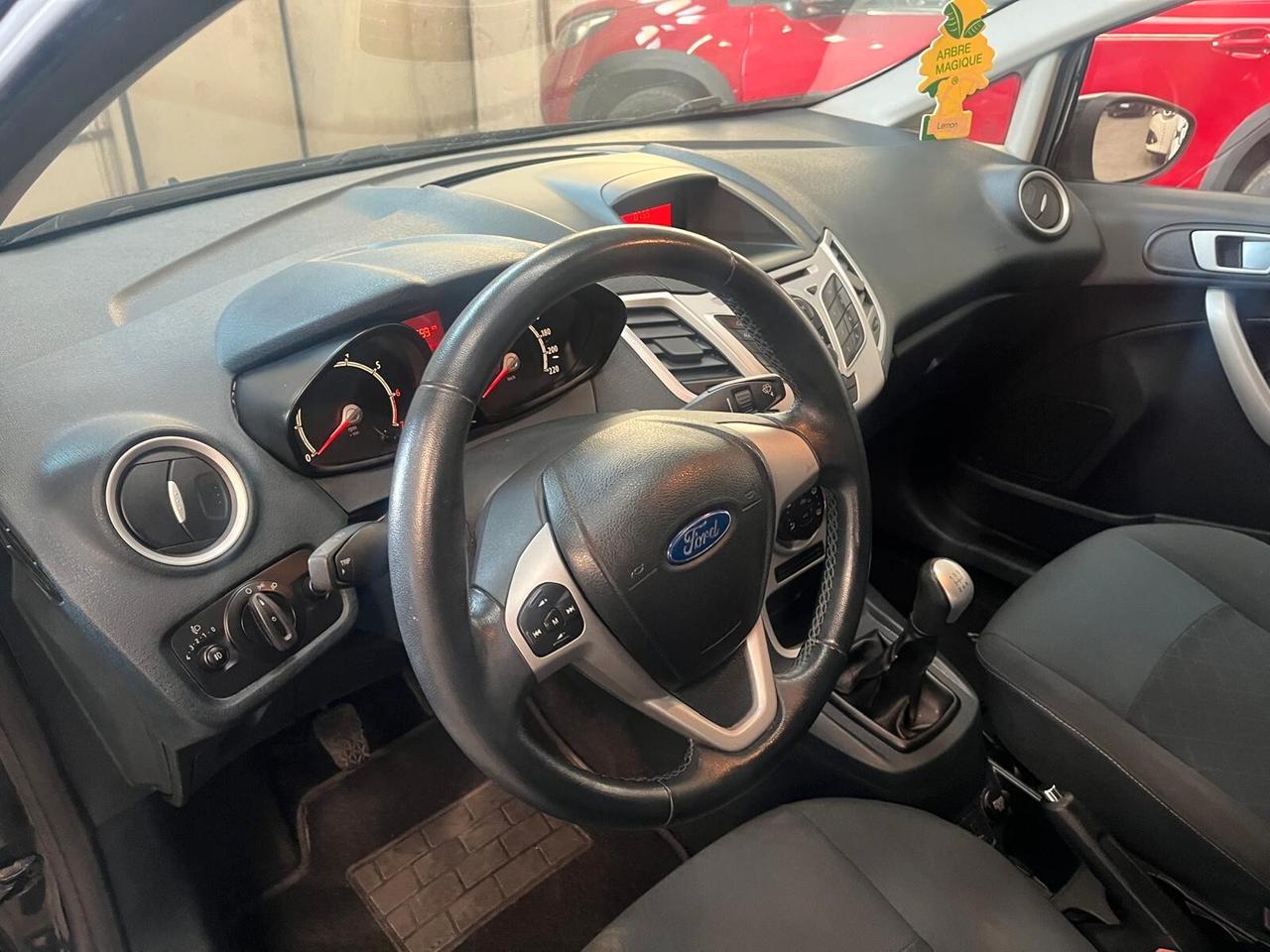 Ford Fiesta Ikon 1.2 60CV 5 porte