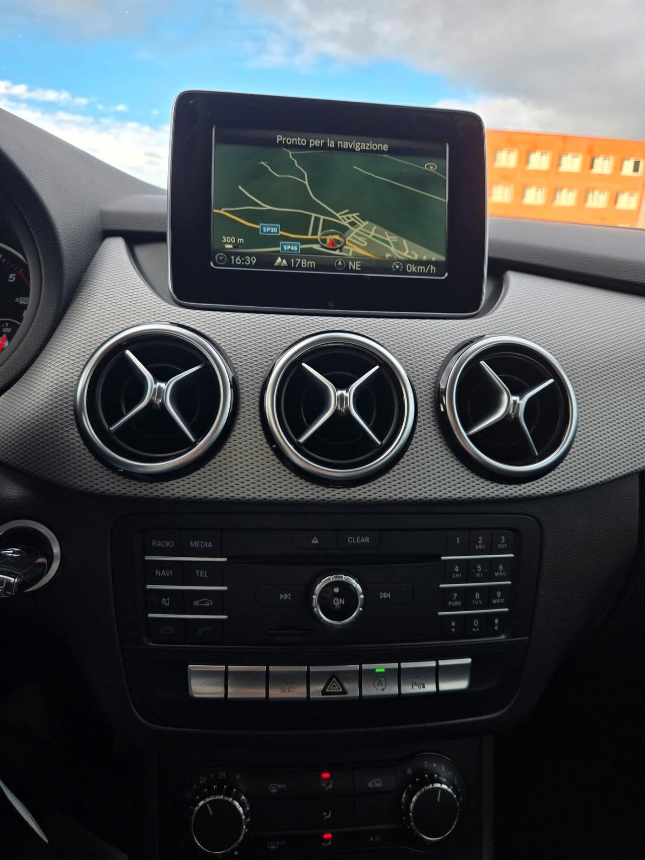 Mercedes-benz B 180 d Automatic Premium