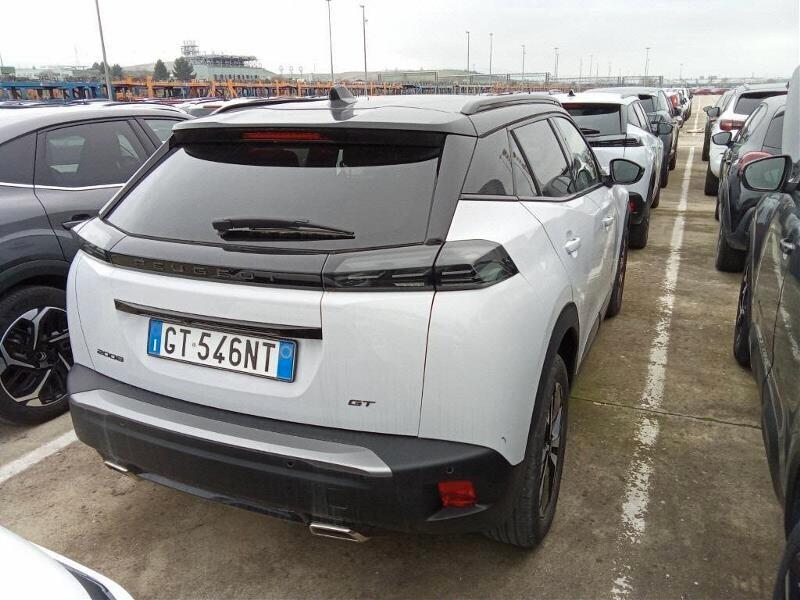 Peugeot 2008 PureTech 130 S&S EAT8 GT