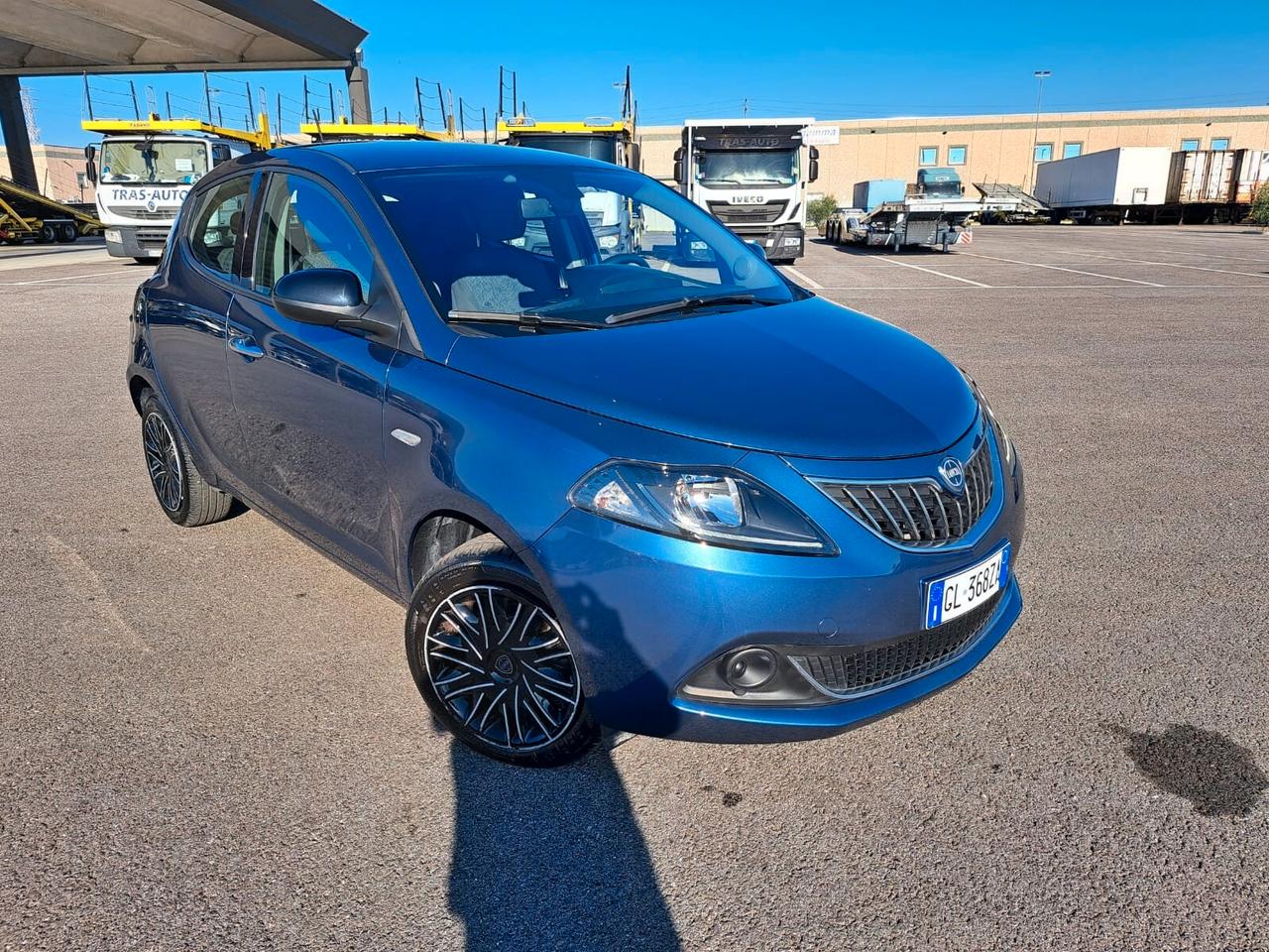Lancia Ypsilon 1.0 FIRE FLY ECO CHIC SILVER
