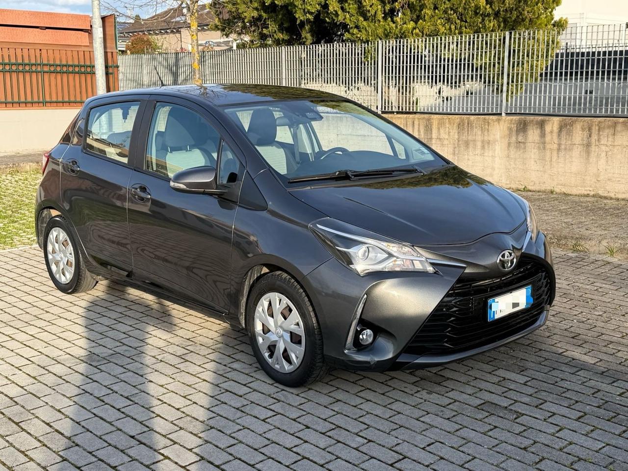 Toyota Yaris 1.0 GPL 72cv Lounge