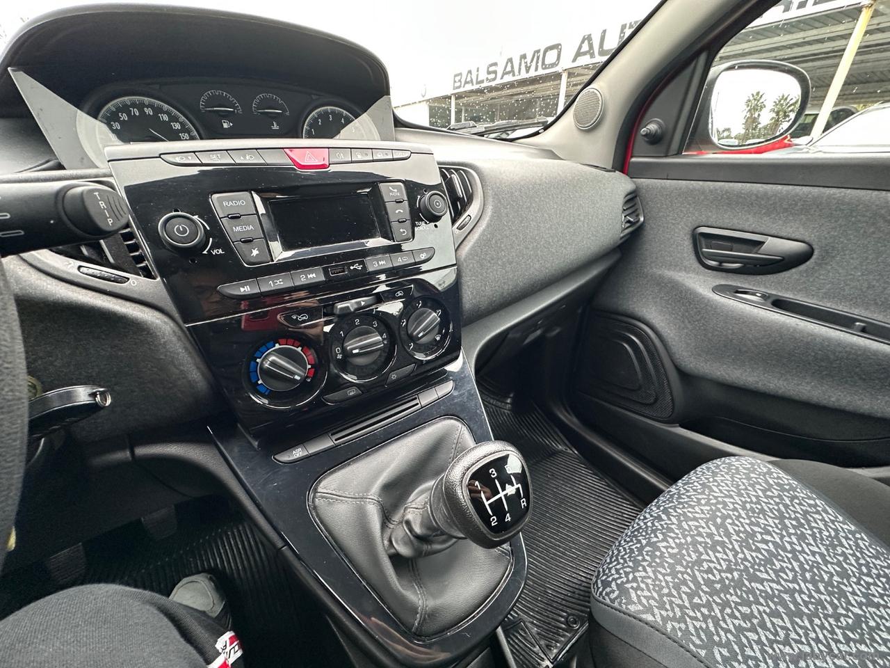 LANCIA Ypsilon 1.2 69 CV 5p. GPL Ecochic Gold