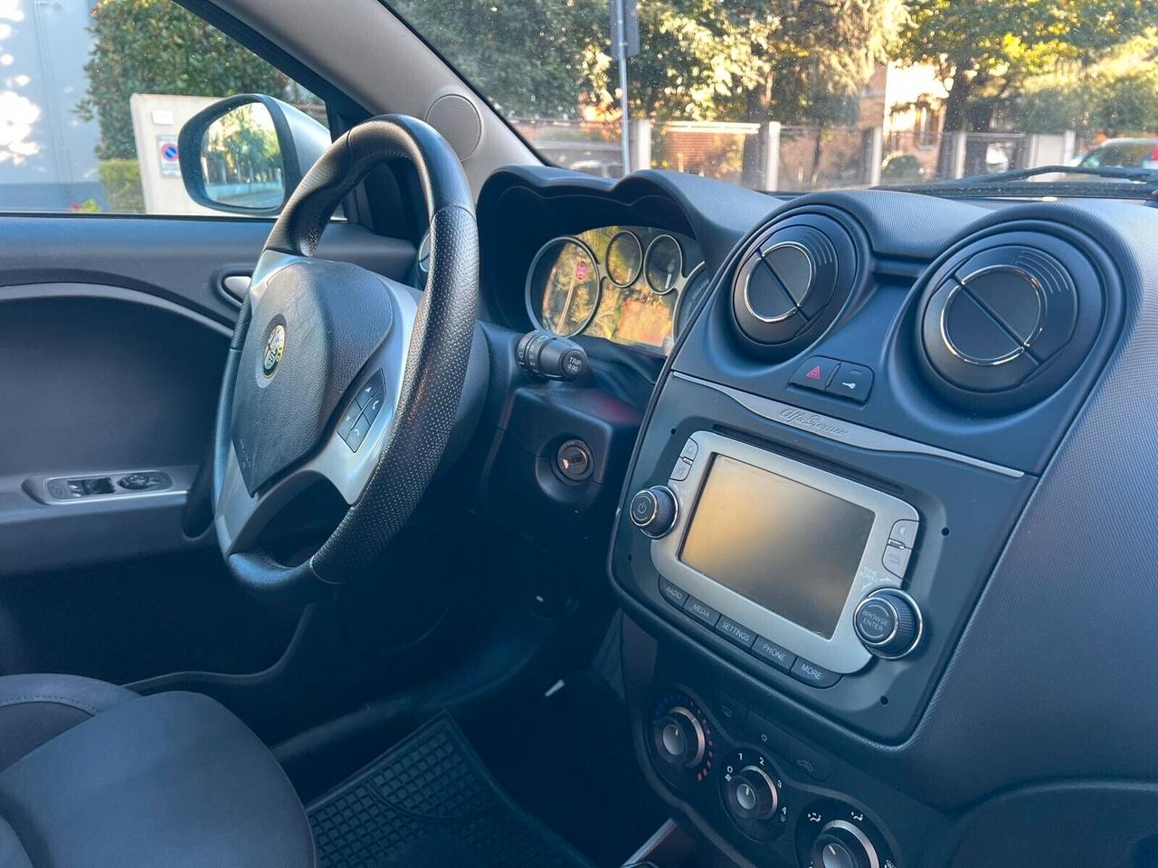 ALFA ROMEO MITO 1.4 70cv 8V PROGRESSION NEOPATENT.