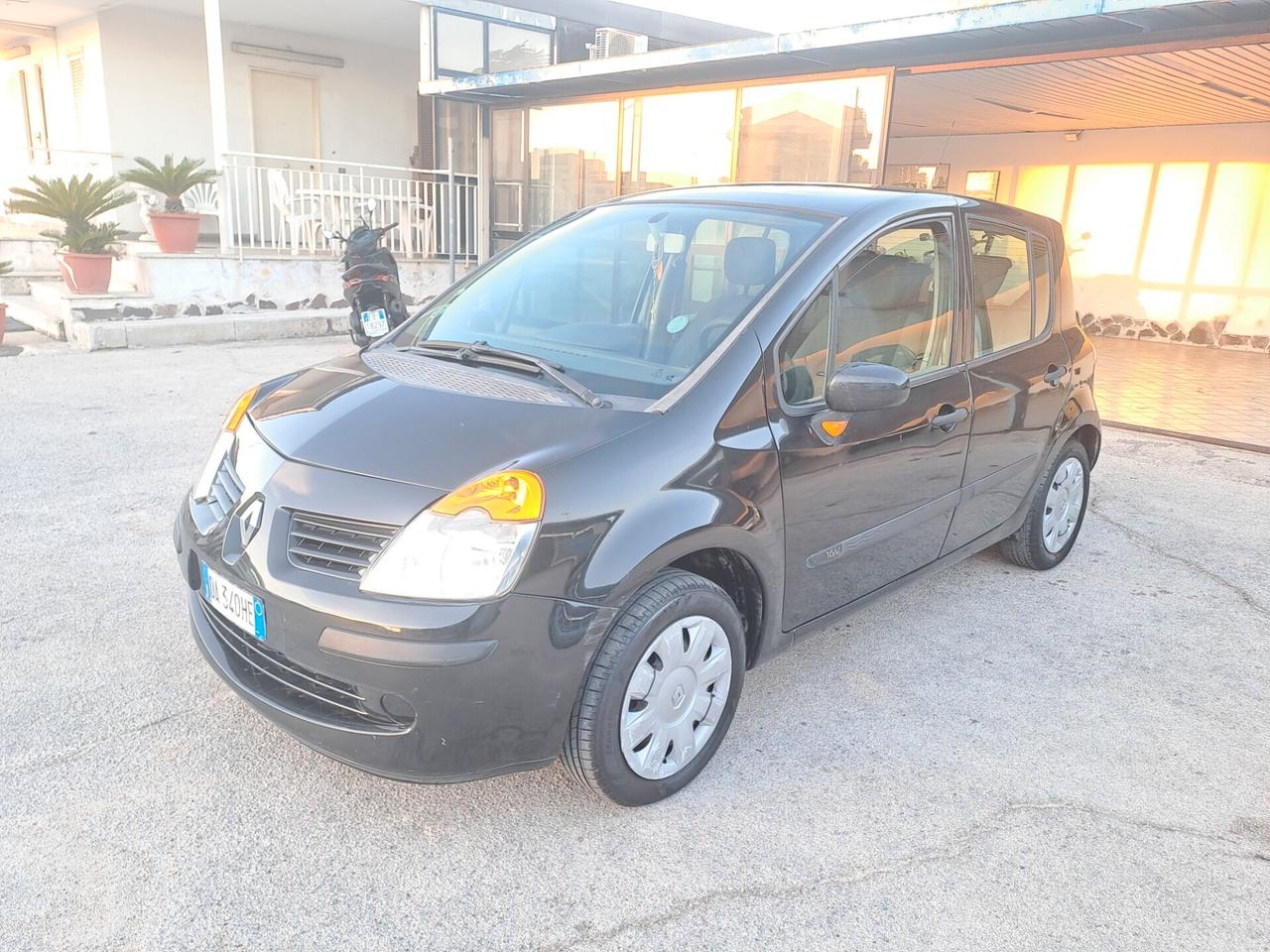Renault Modus 1.2 16V Dynamique