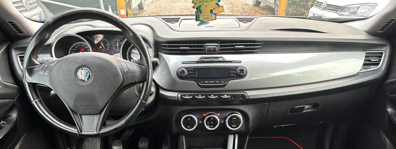 Alfa Romeo Giulietta 2.0 JTDm-2 140 CV Distinctive