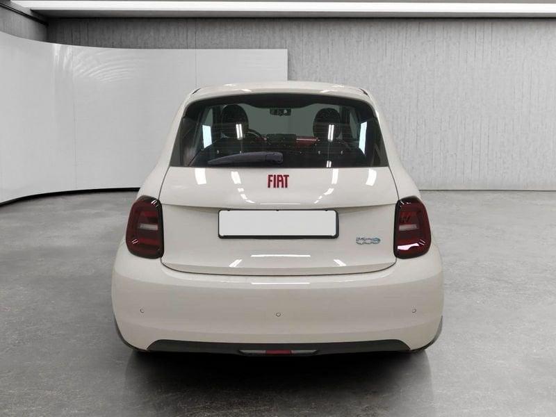 FIAT 500 500e 42 kWh (Red)