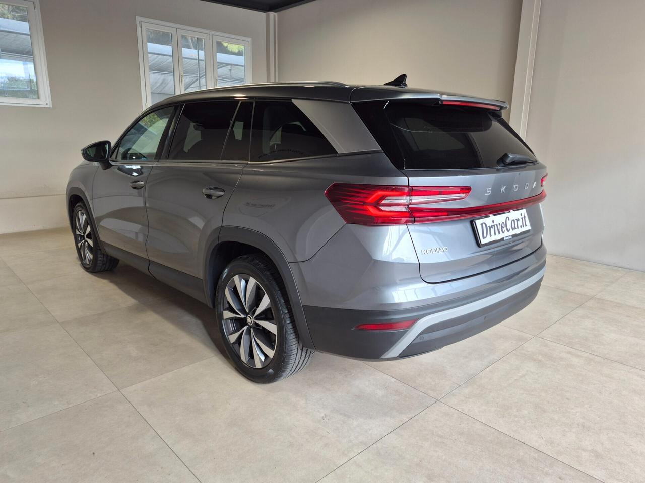 Skoda Kodiaq 2.0 TDI STYLE 150CV DSG 7 POSTI MATRIX NAVI APPLE CAR PLAY/ANDROID AUTO SED. ELET. RISC. KEYLESS WIRELESS ACC