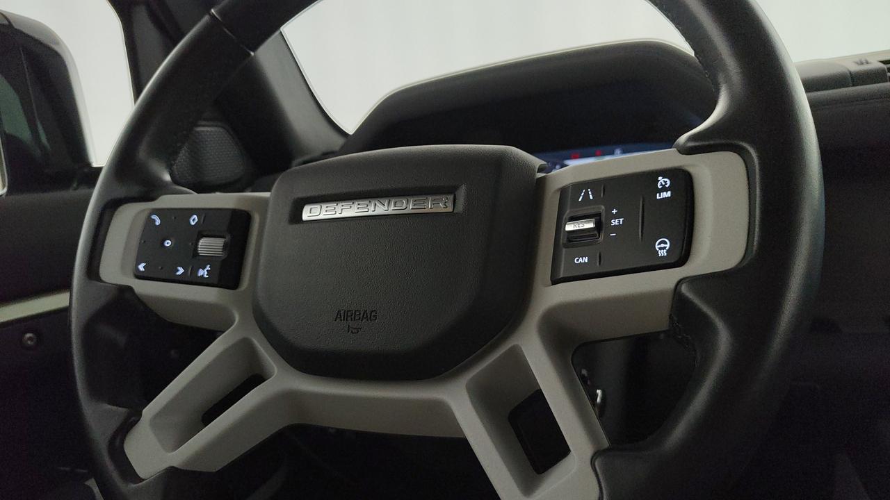 LAND ROVER Defender 90 3.0d i6 mhev awd 250cv auto 6p.ti