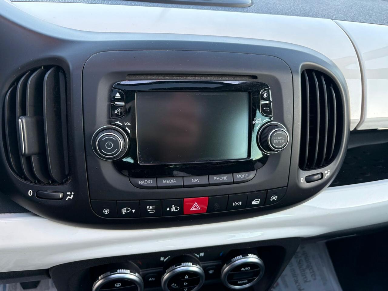 Fiat 500L 1.6 Multijet 105CV Trekking Tetto Apribile e panorama