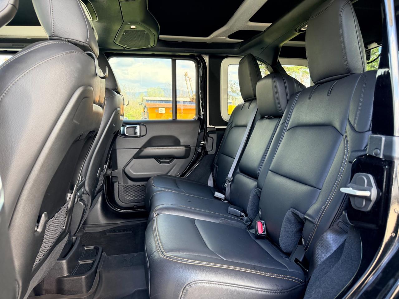 Jeep Wrangler Unlimited 2.0 Turbo Sahara 272cv preparata