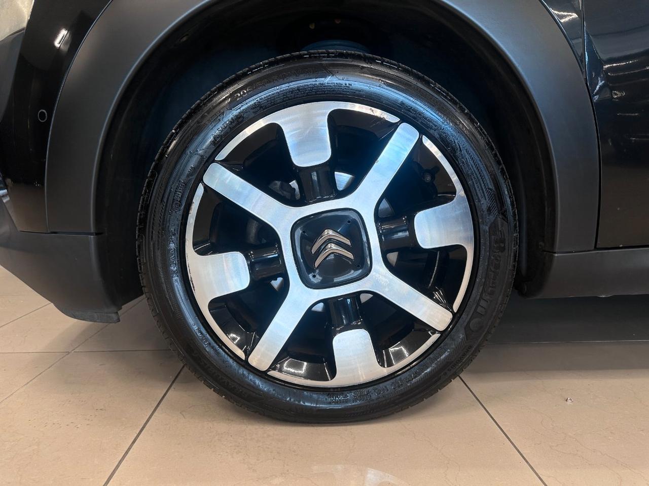 Citroen C4 Cactus 1.6 bluehdi Just Black 100cv