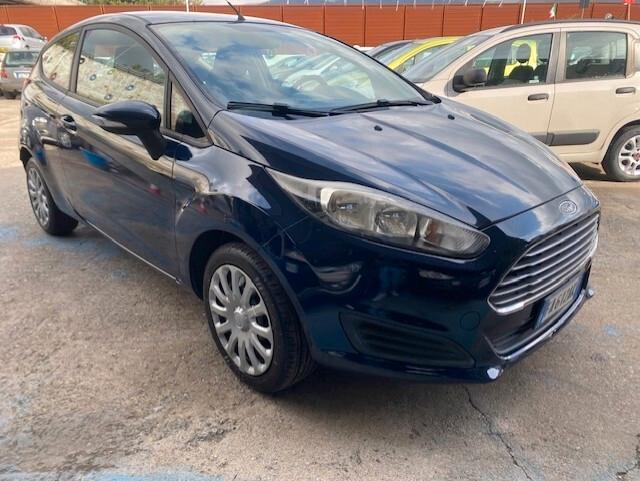Ford Fiesta 1.5 TDCi 75CV 3 porte Business N1