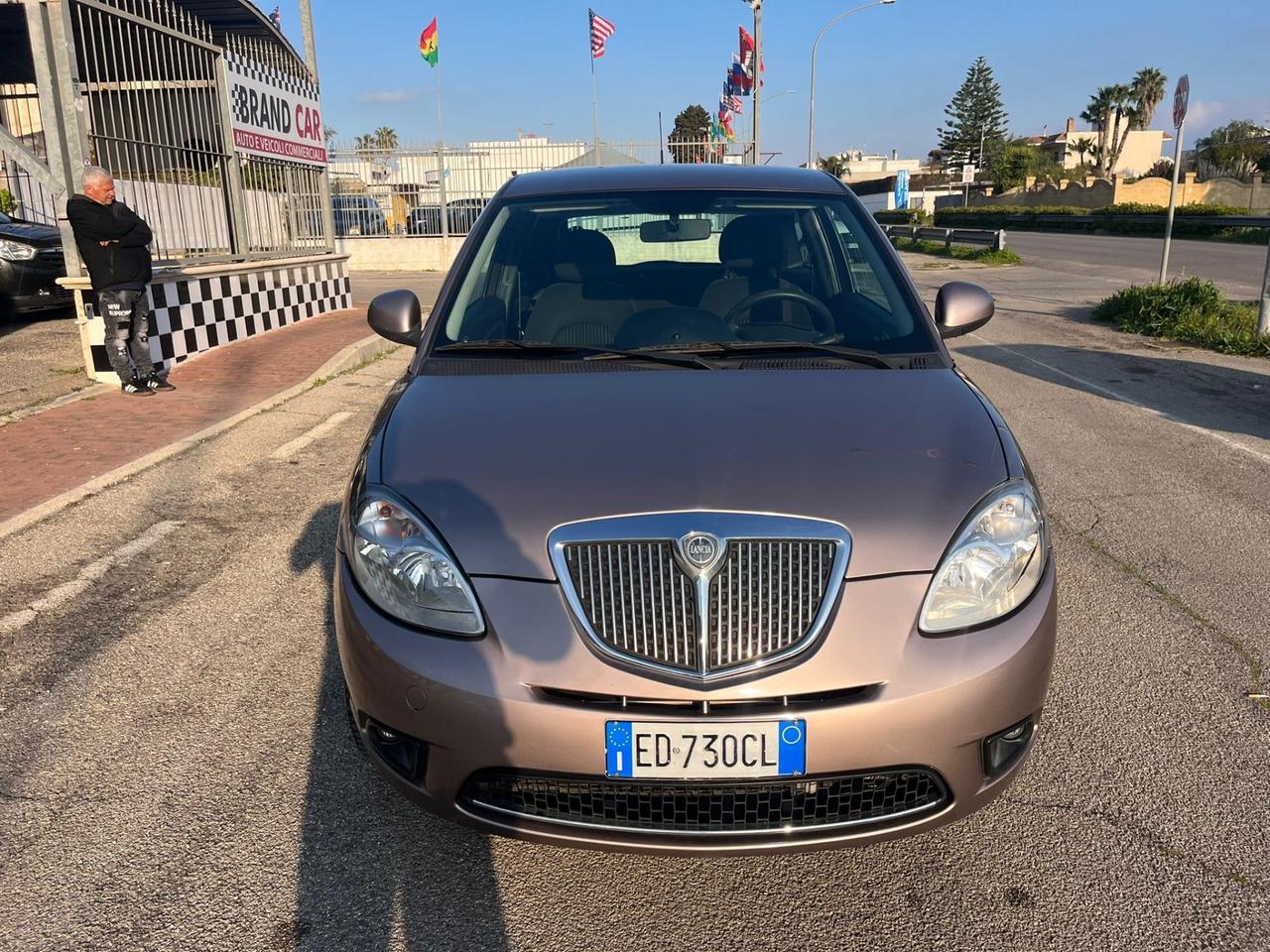 Lancia Ypsilon 1.3 MJT 75 CV Elle Unipro 2010