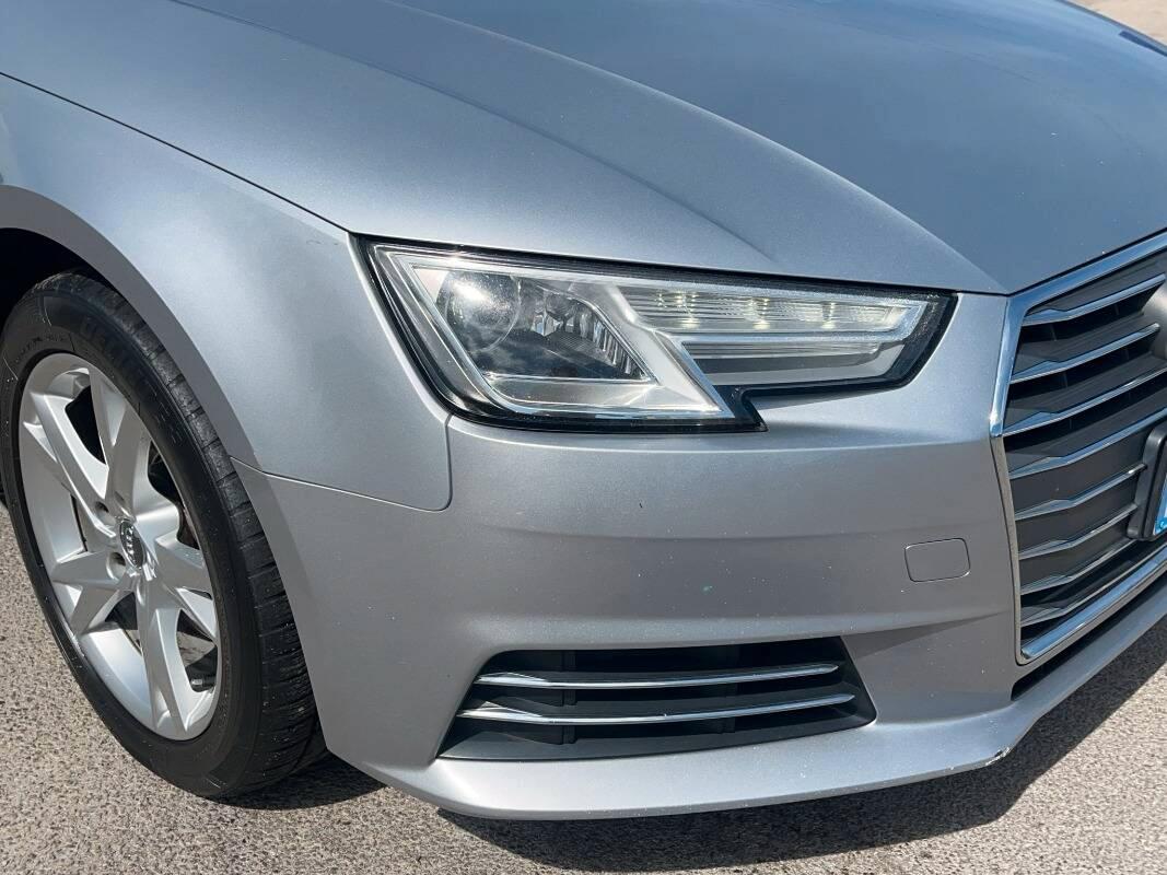 Audi A4 Avant 35 2.0 tdi 150cv s-tronic
