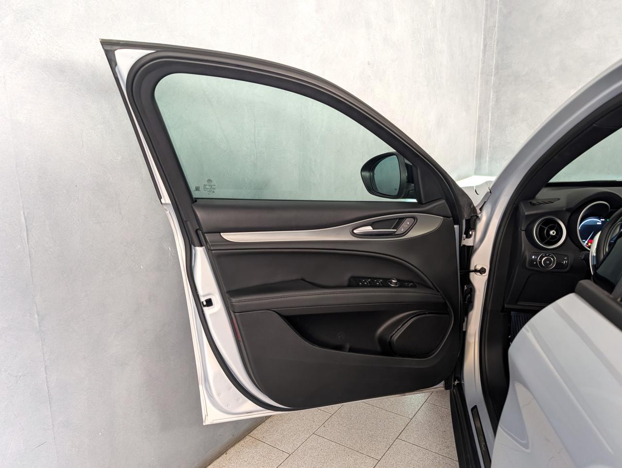 Alfa Romeo stelvio 2.2 T Q4 210cv Automatic Sprint
