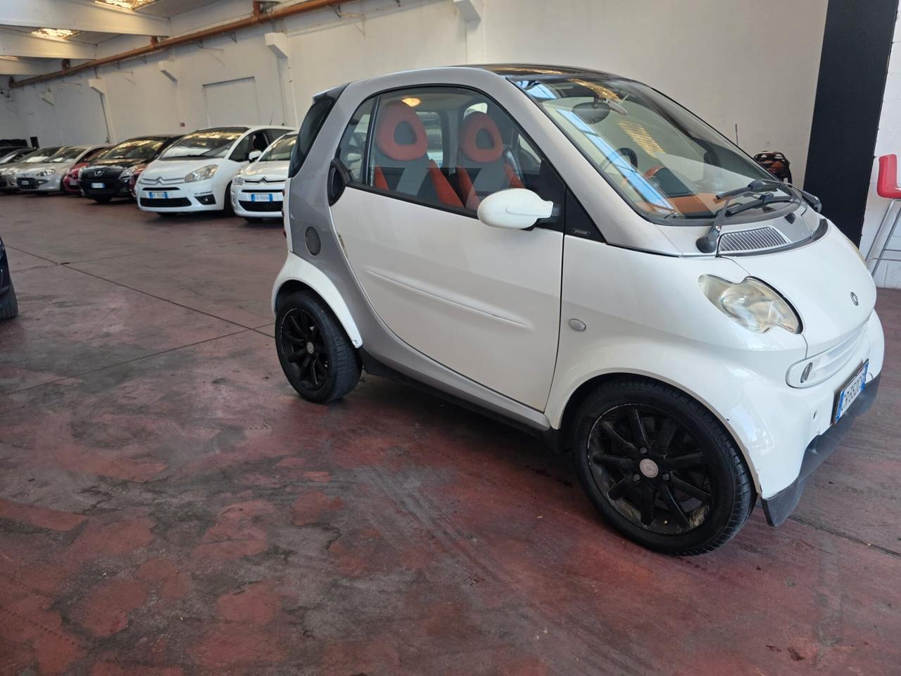 Smart ForTwo 700 coupé pure (45 kW) 73.000 KM
