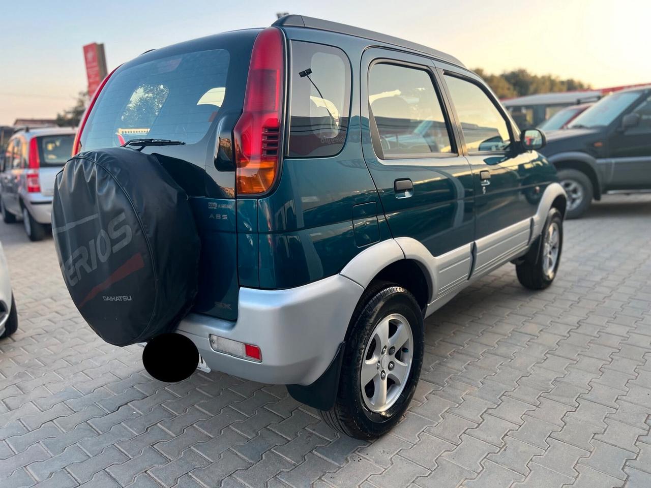 Daihatsu Terios 1.3i 16V cat 4WD SX OK NEOPATENTATI