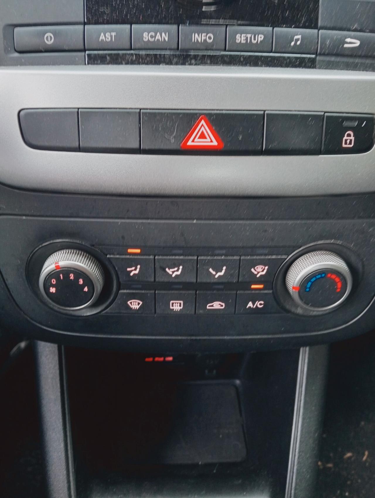 Kia Venga 1.4 CRDi 90CV Cool