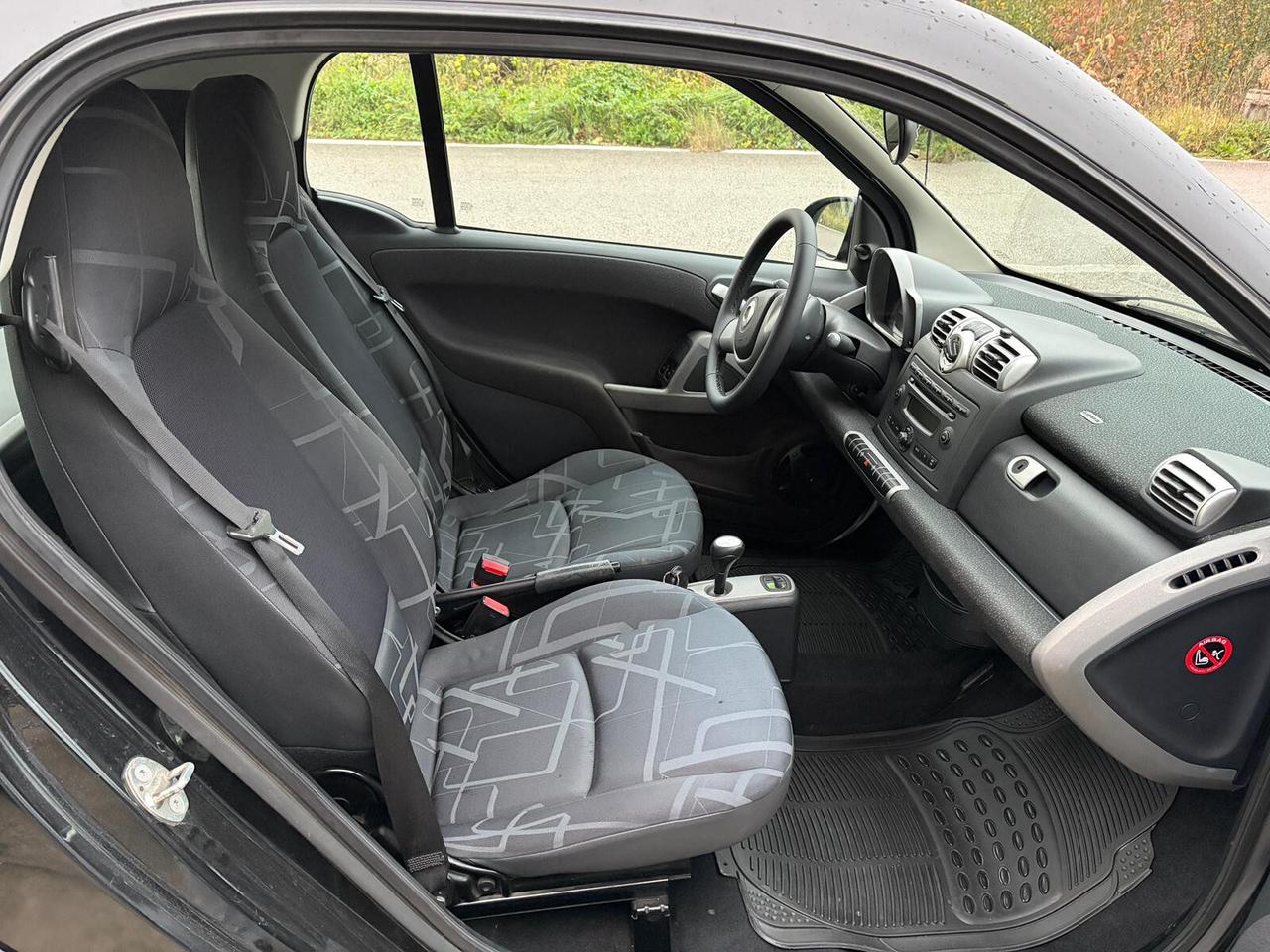 Smart ForTwo 1.0 MHD 71CV coupé pulse