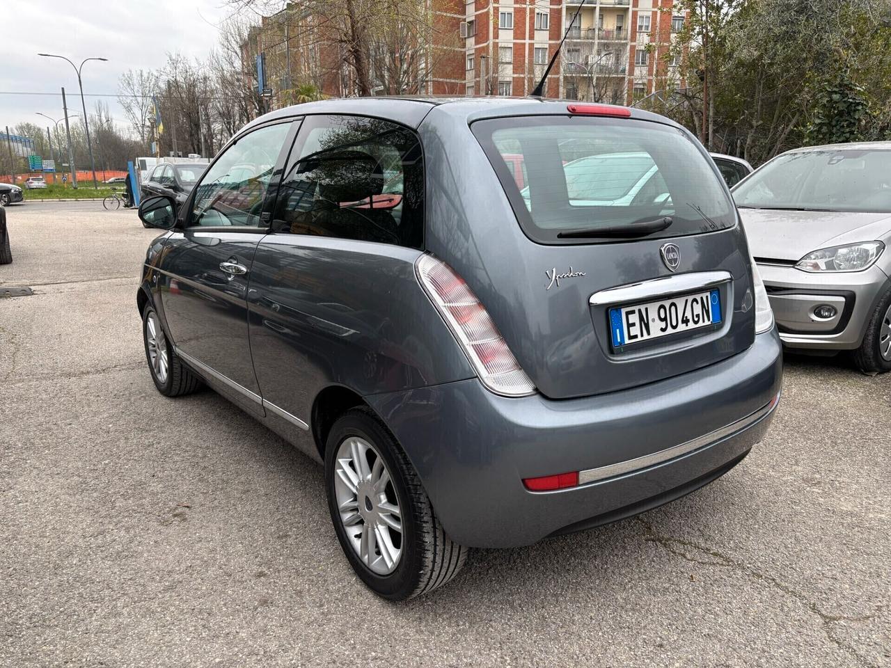 Lancia Ypsilon 1.2 69 CV Unyca OK Neopatentati