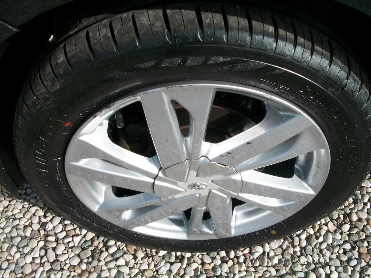 Toyota Aygo 1.0 VVT-i 69 CV 5 porte x-clusiv MMT SI NEOPATENTATI GARANZIA UN ANNO KM124585