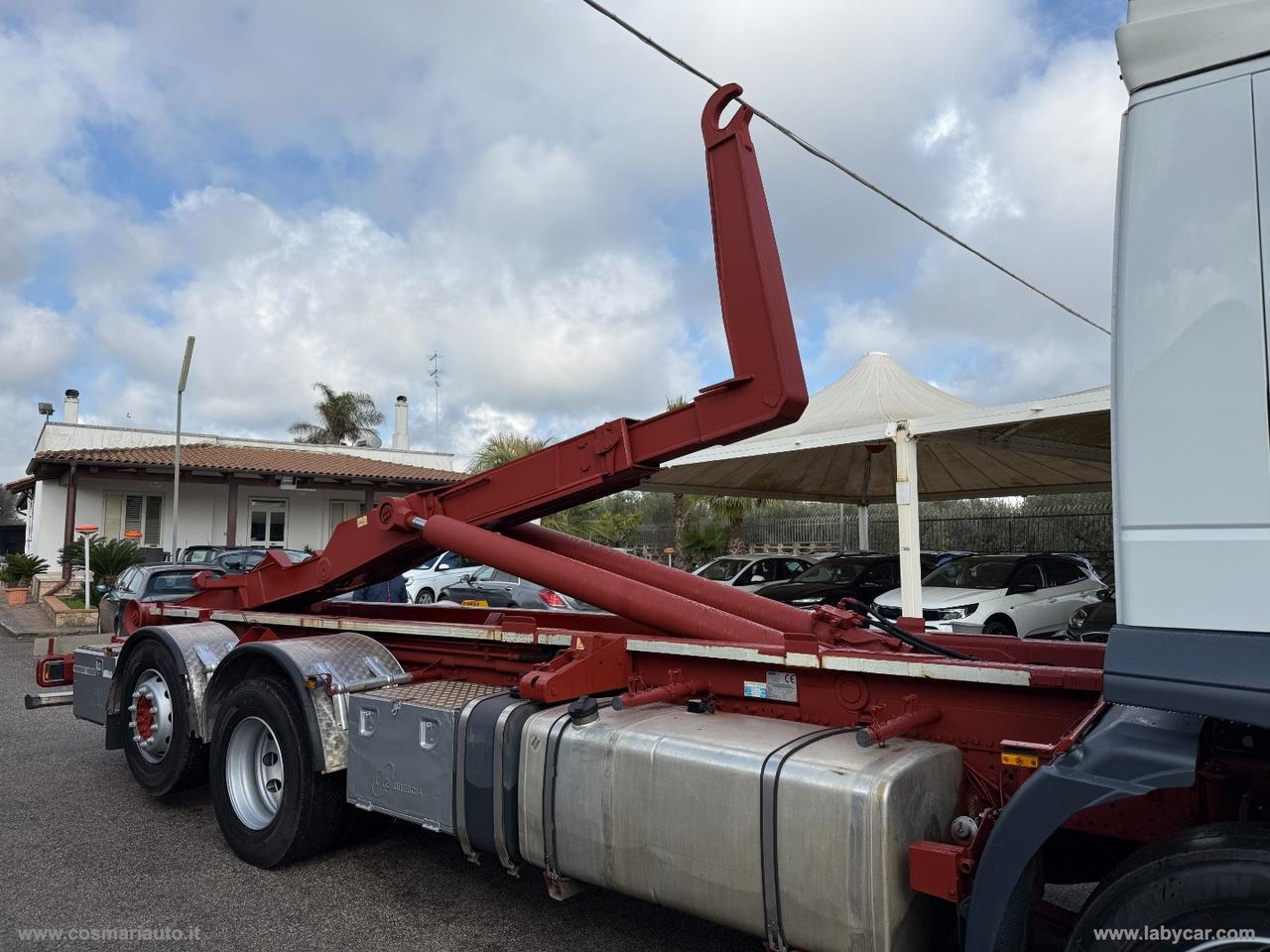 STRALIS 400 SCARRABILE