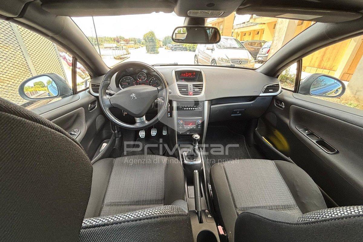 PEUGEOT 207 1.6 8V HDi 112CV CC Allure