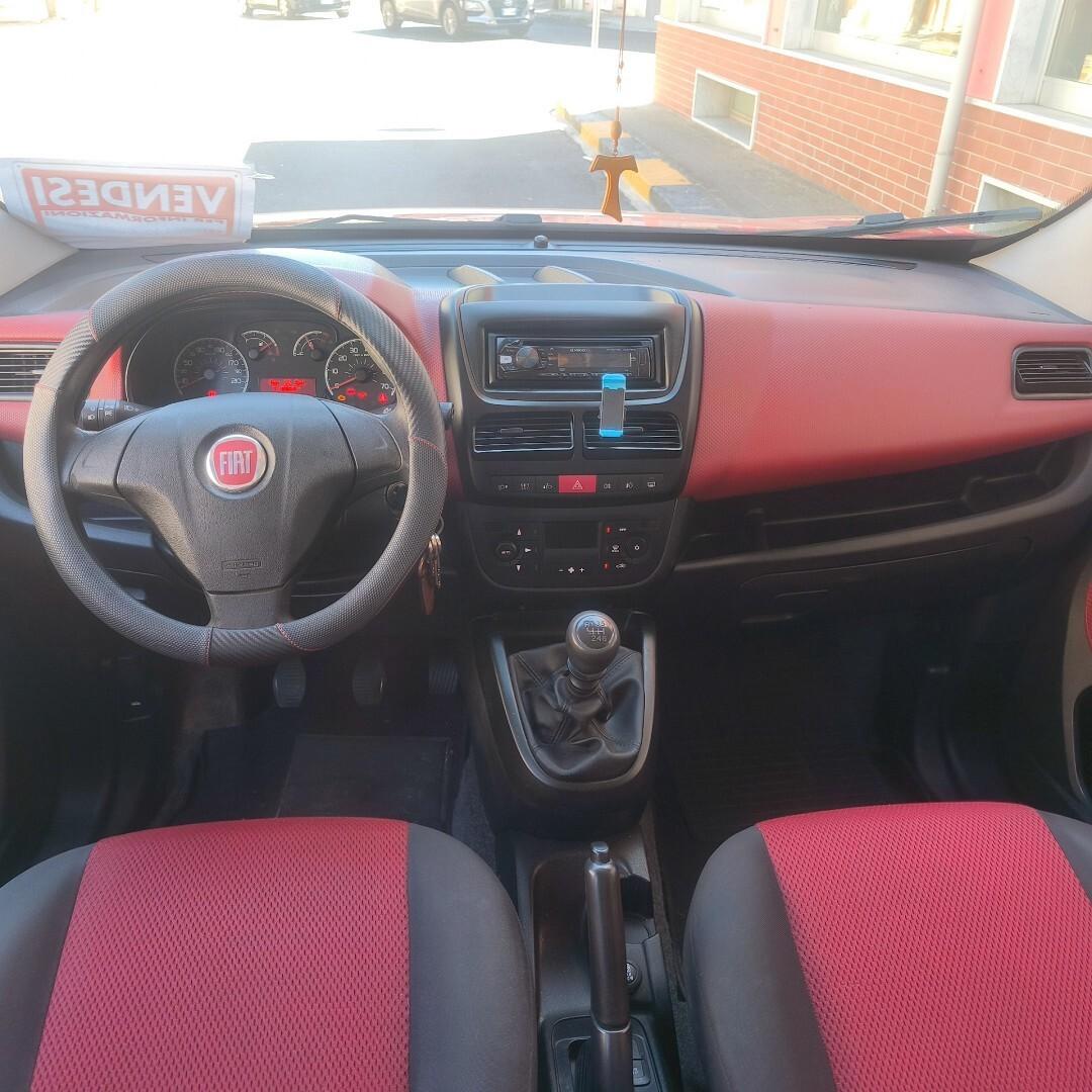 DOBLO 7 POSTI 1.6 Mjet 120cv 2012 Gancio Traino