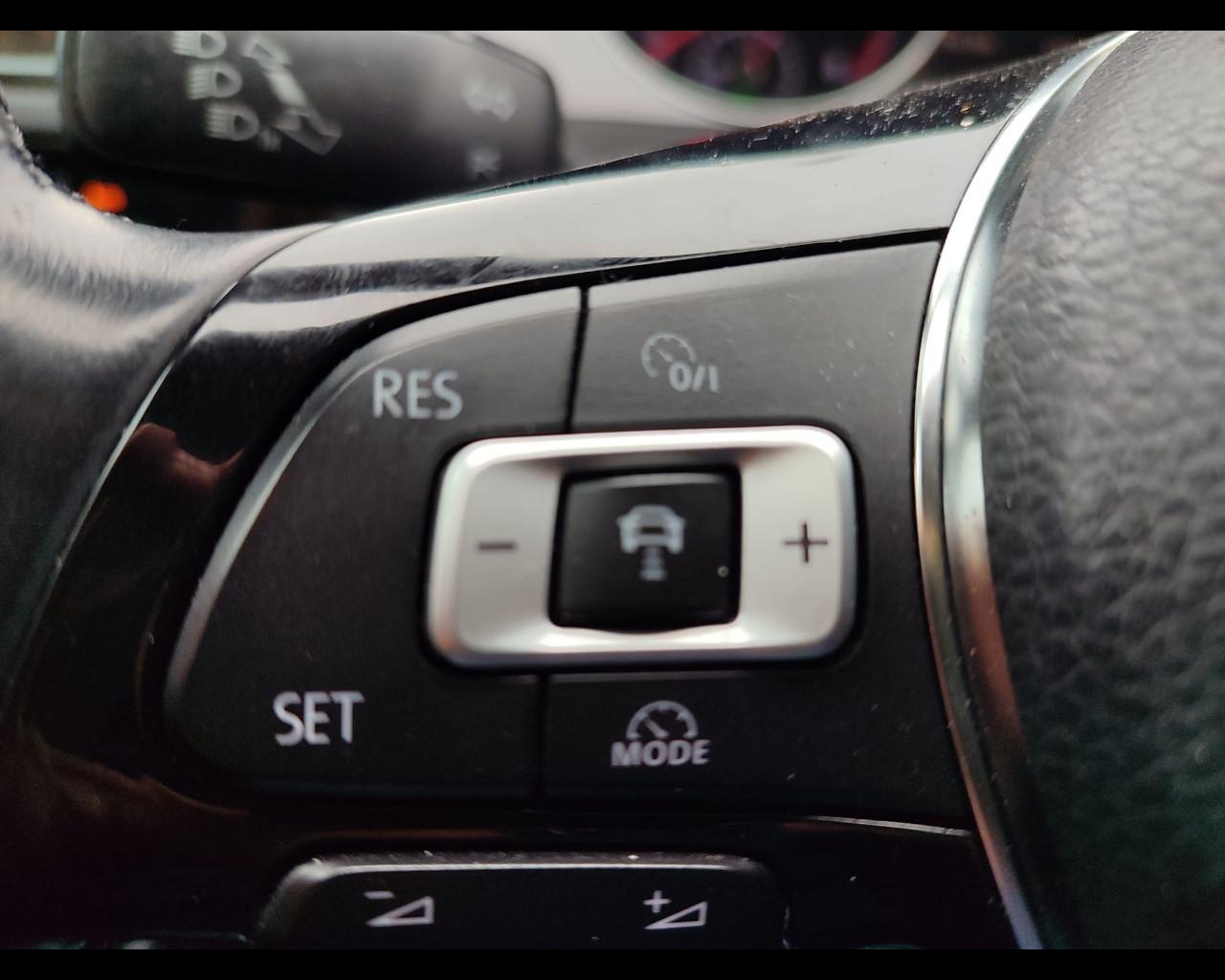 VOLKSWAGEN Golf 7ª serie - Golf 1.4 TGI 5p. Executive BlueMotion