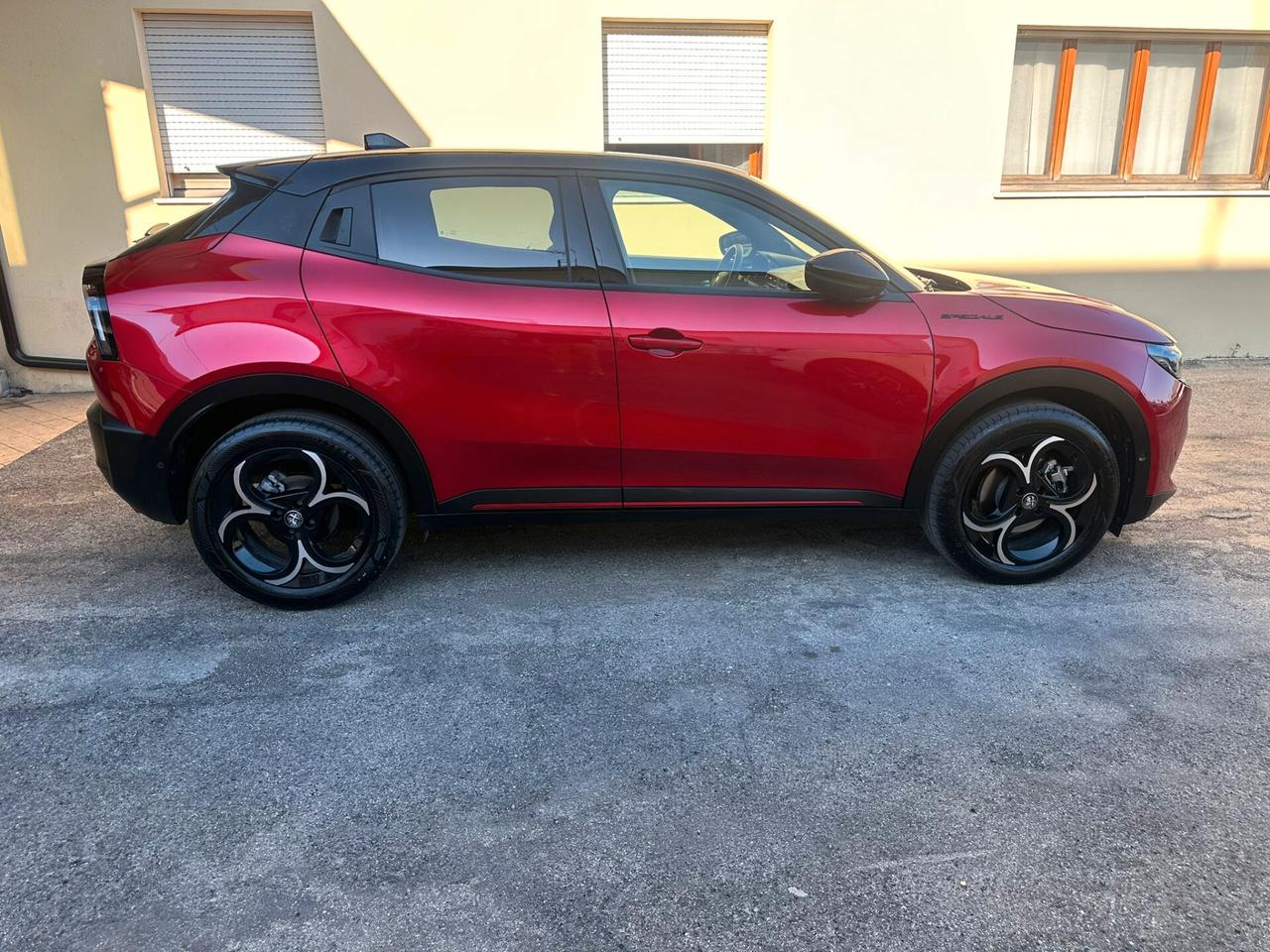 Alfa Romeo Junior 1.2 145 CV Hybrid eDCT6 Q4 Ediz. Milano Cortina 2026