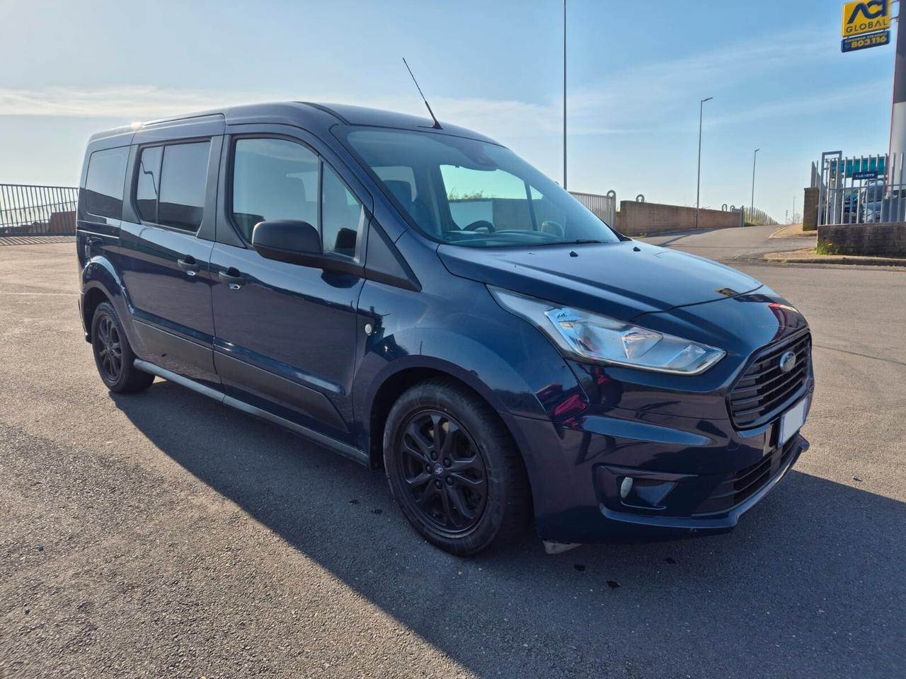 Ford Tourneo Connect Tourneo Connect 1.5 TDCi 120 CV Titanium