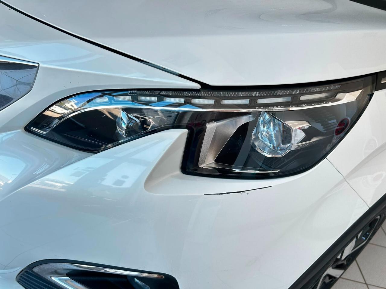 Peugeot 3008 BlueHDi 2018
